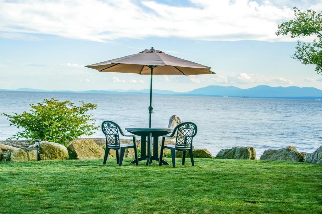 Bonniebrook Lodge Gibsons Bagian luar foto