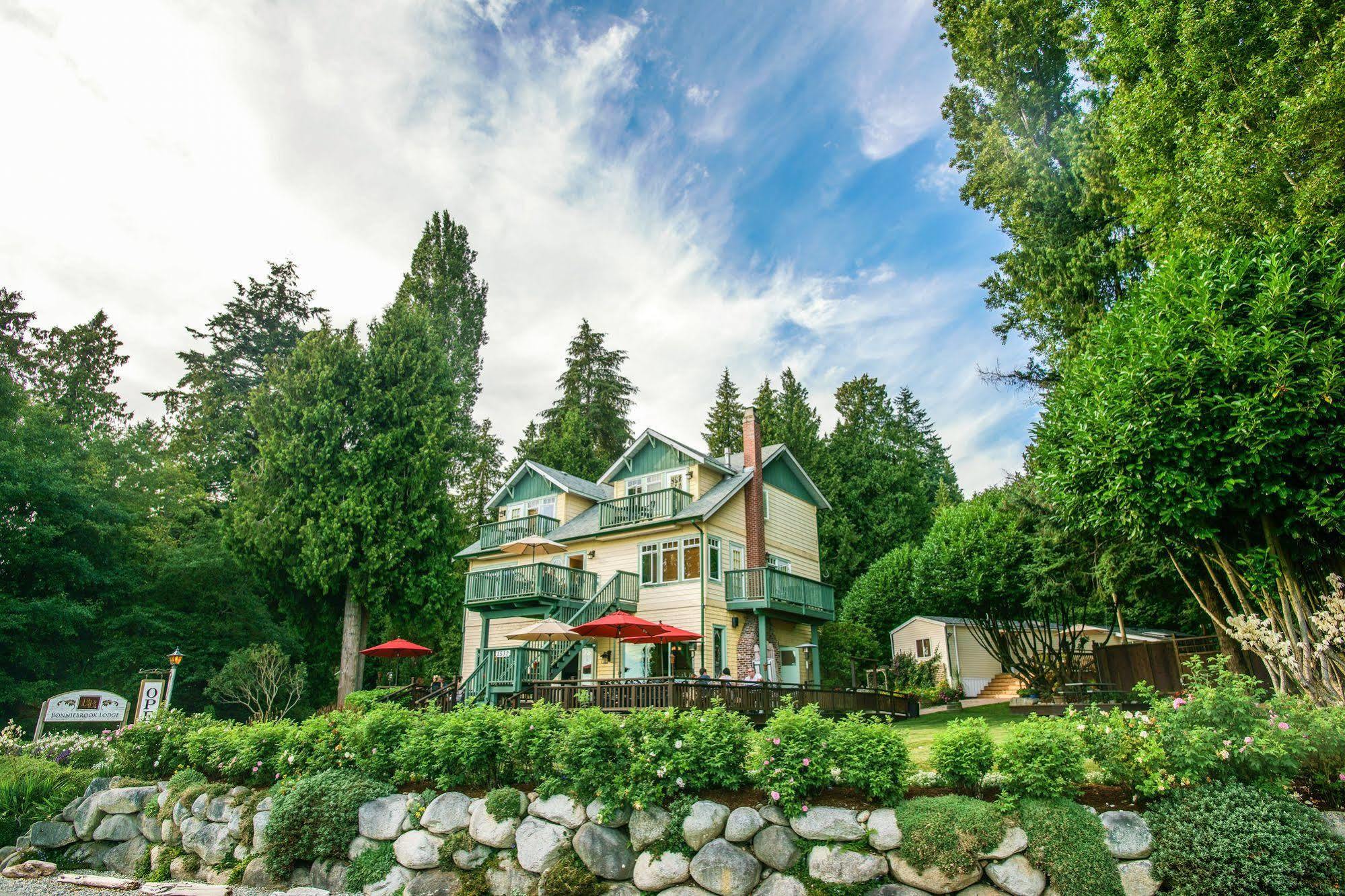 Bonniebrook Lodge Gibsons Bagian luar foto