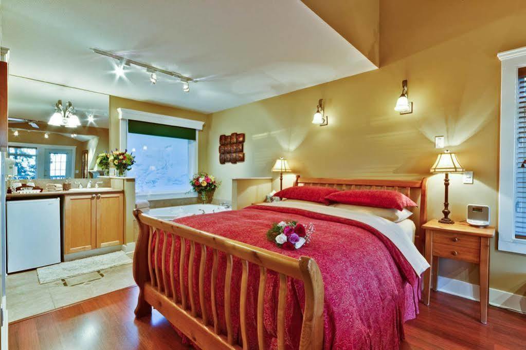 Bonniebrook Lodge Gibsons Bagian luar foto