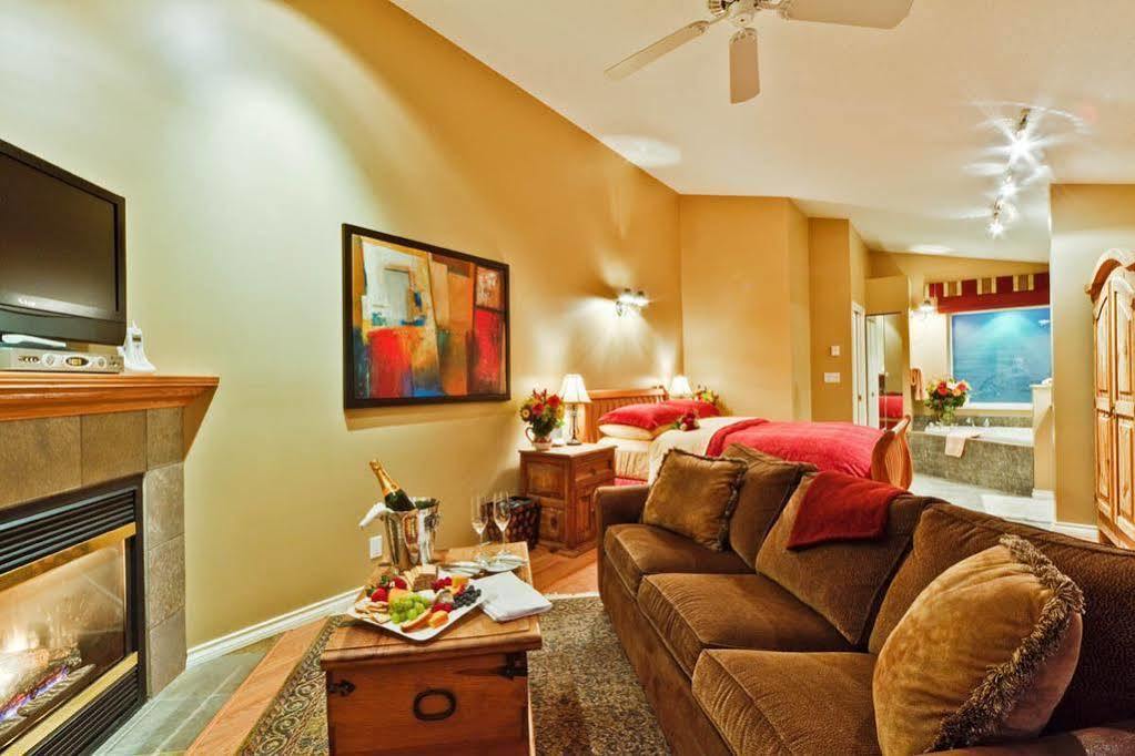 Bonniebrook Lodge Gibsons Bagian luar foto